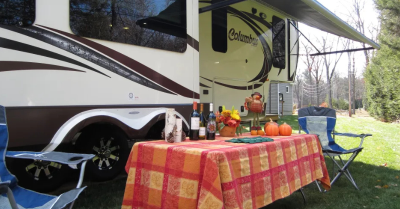 Twenty-One Million Americans Plan To Travel By RV This Holiday Season ...